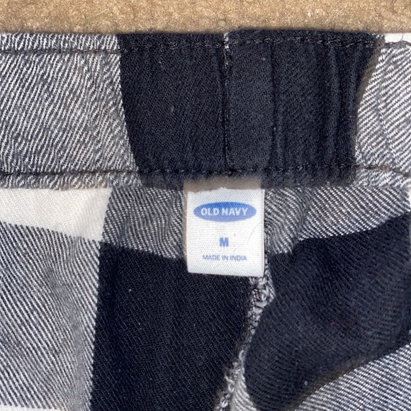 Old Navy | Pajama Pants - Picture 2 of 2